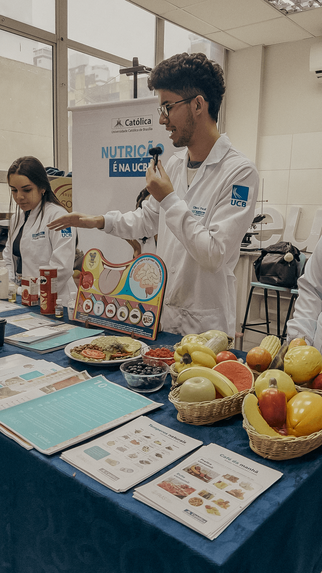 Feira das profissões — feira-03.png